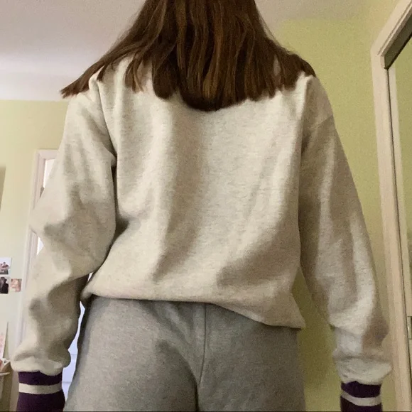 Signal sports Gray and purple Montana crewneck - Picture 10 of 10